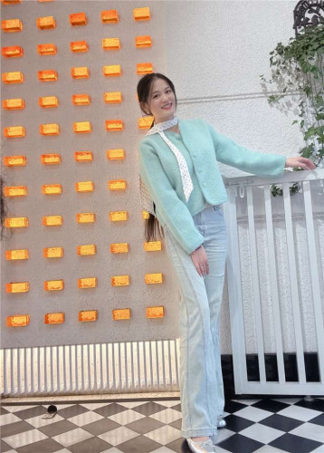 Écolière asiatique