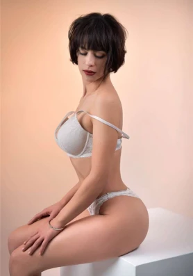 Genève Cité-Centre escort Julia